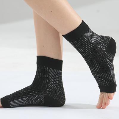 China Breathable Running Basketball Ankle Sleeve Knitting Compression Sock Foot Compression Sports Ankle Brace Unisex Socks for sale