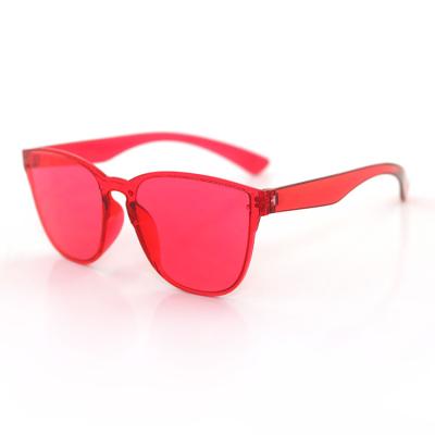 China Protect Eyes From Sun One Piece Hot Sale 2022 Women PC Frame Fashion Sunglasses Shape Colorful Sun Glasses for sale