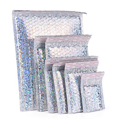 Cina Custom biodegradable 4x7 courier bag large holographic metallic padded bubble envelopes mailer bag for jewelry package in vendita