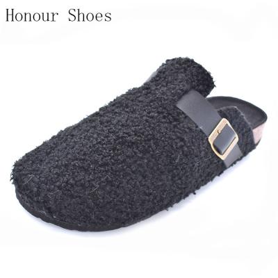 China Slippers Closed Toe Winter Faux Fur Thin Toe Warm Indoor Slippers For Ladies Teddy Fabric Cork Sandals for sale