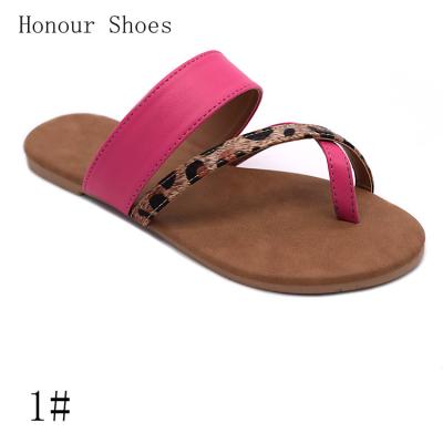 China Durable Flat Bottom Ankle Belt Crossover Explosive Toe Comfortable Wear Girls Slippers for sale