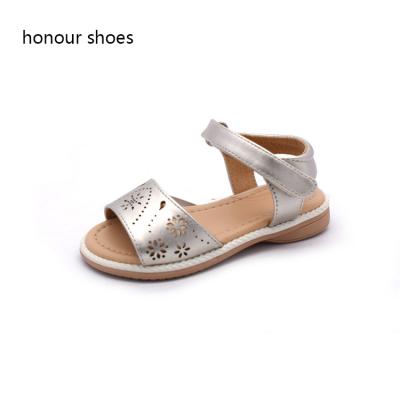 China Fashion\Comfortable New Product Comfortable\Durable Baby Money Pointed Buckle Summer Children Sandal Girl Shoes for sale