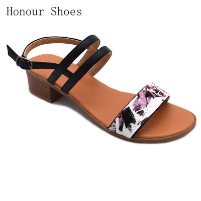 China Fashion Decoration Design Flexible Metal Buckle Durable Black Double Belt Ladies Quilted Sandals for sale