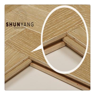 China Traditional Recyclable Parquet Engineered Decoration Flooring Hardwood 2200*240*15/4mm for sale