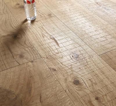 China Traditional Saw Marks Grade Rustic Oak Hardwood Furniture Flooring Engineered Indoor Use for sale