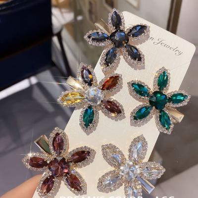 China Girl's retro elegant and exquisite crystal simple side clip flower hair clip fashion hair clip for sale