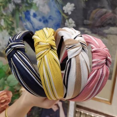 China Elegant Simplicity CHUHE Striped Knotted Stitching Circle Edge Hair Satin Wide Headdress Women Headband for sale