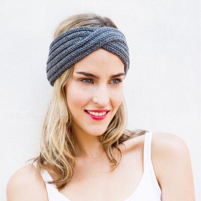 China New Autumn Winter Warm Twist Braid soft and comfortable knitted headband ladies fashion handwoven fluffy headband for sale