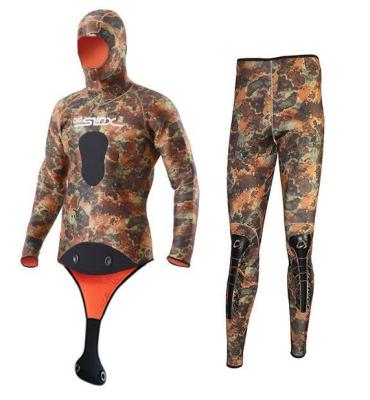 China Plus Size 5mm Camouflage Neoprene Hoodie Scuba Diving Wetsuit Snorkeling Swimming Surfing Suit for sale