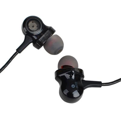 China Customizable Triple Wired Driver In Ear Headphones Three Driver Listening Music Noise Reduction Triple Wired Earphone for sale