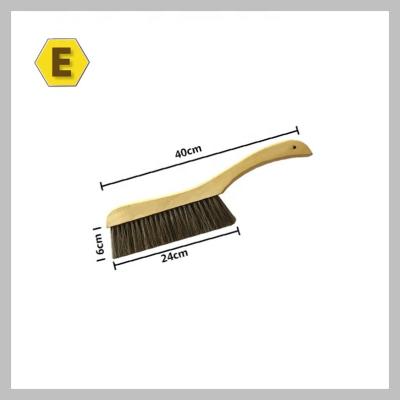 China Reliable Wood Handle Good Quality Horse Hair Brush Bee Brush Three Lines Beekeeping Equipment for sale