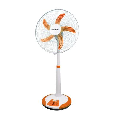 China USB Phone Socket/DC Plug Battery Source Solar Power Source/Rechargeable Solar Table Fan Night Light 18 Inch for sale