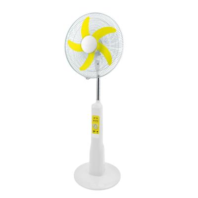 China Hot Selling USB Phone Charger/DC Input Solar Rechargeable Fans Battery Fans/Night Light 2021 For Home 18 inch for sale