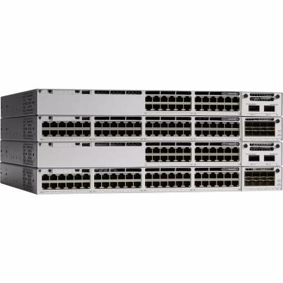 Cina Dimensione personalizzata 24 porte Poe Access Switch C9300L-24P-4X-E Network Essentials Switch per velocità e connessioni di rete in vendita