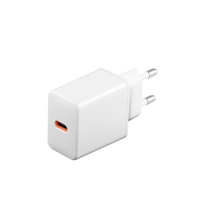 China PD3.0 Ultra Compact Size 20W USB C Charger 5V 3A 9V 2.22A 12V 1.67A Type C PD Mobile Fast Charger With kc CE FCC For Phone 12 13 13pro for sale