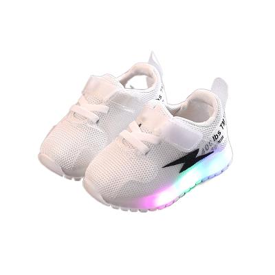 China Anti-odor children led light shoes boys and girls sneakers sneakers baby lightning child luminous shoes for sale