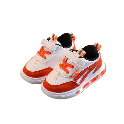 China Anti-odor 2022 Autumn New Light Children springs and sneakers led boys and girls sneakers Korean sports shoes luminous baby shoes for sale