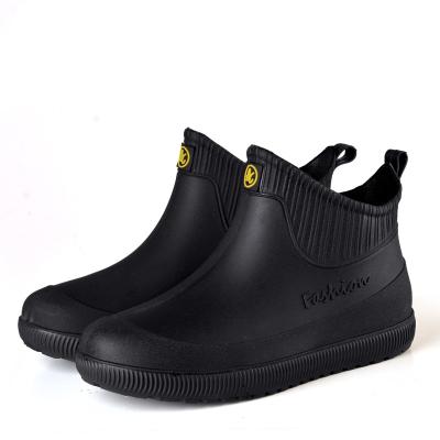 China Men's Lightweight Work Boots Waterproof Chelsea Ankle Increasing Rain Shoes PVC Plastic Fashion Rain Boots Rubber Man for sale