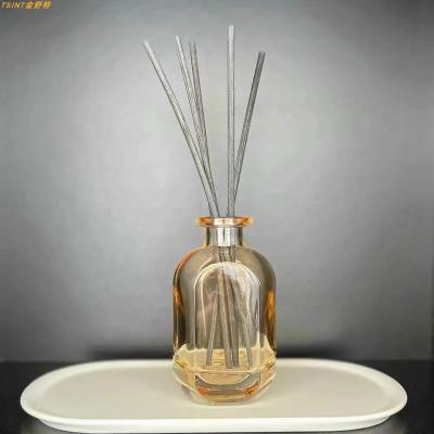 China Unique Design Luxury Custom Home Decor Perfume Bottle Reed Diffuser Bottle With Rattan Yellow Clear Sticks Eco-friendly Recyclable for sale