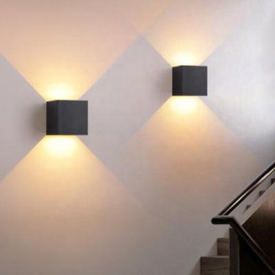 China Modern Simple Style Hotel Adjustable Double Head Stair IP65 6W 10W LED Wall Lamp for sale