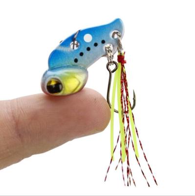 China Hot Sale Weihai 3G 6G Copper Alloy Rigs Metal Vib Lures Mini Spoon With Hook Tackle Powerful PESCA for sale