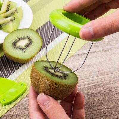 China Hot Sale Plastic Mini Fruit Kiwi Cutter Peeler Slicer Kitchen Instruments Tools Kiwifruit Peeling Tools For Pitaya Green for sale