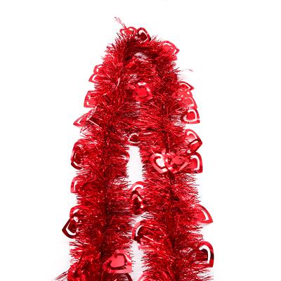 China 2022 New Durable Braid Garland Valentine's Day Ornaments With Heart Shaped for sale