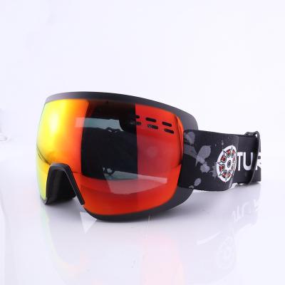 China SKI Best Selling Polarized Photochromic Taiwan Ski Goggles Unisex PC Goggles for sale