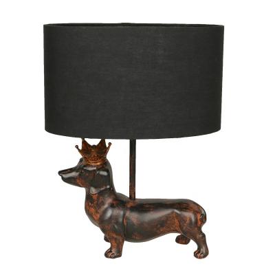 China Basic Contemporary Cute Decorative Home Decor Dog Resin Style Natural Animal Animal Table Lamp for sale