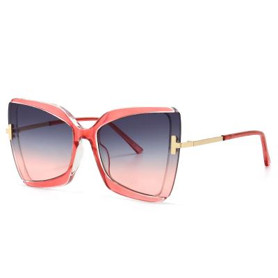 China Punk Fashion Retro Big Frame Butterfly Shaped Sunglasses 2021 Fashion Frames Big Square Eye Glasses UV400 for sale