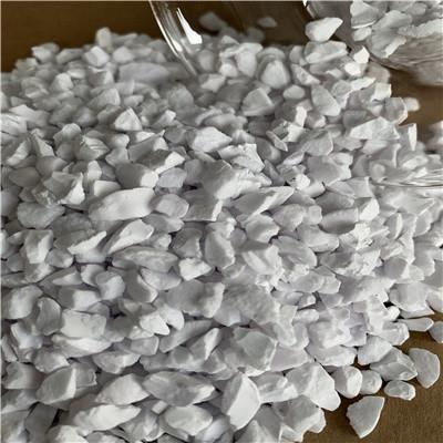 China Low Porosity White Tabular Alumina 99.43% Good Toughness for sale