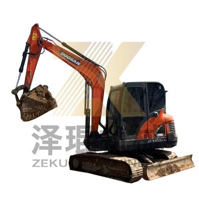 China Doosan DH-60 DX 60 Excavator Doosan Dosan DH60-7 in Good Condition with in Shanghai for sale