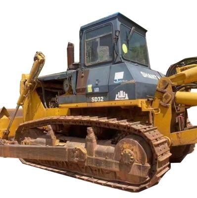 Cina Vendi un dozer da 30 tonnellate da 320 CV SD32 con lama da dozer in vendita