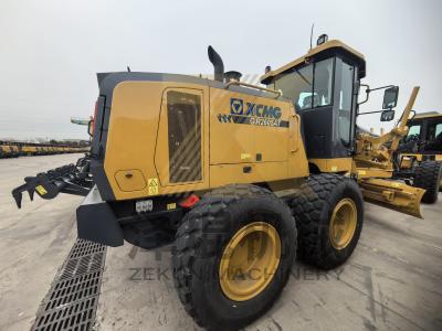 China XCMG GR2605AT PRO Large Motor Grader In Road Construction for sale