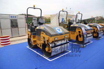 China 3ton XCMG XMR303 Vibratory Roller China Stage IV Road Machine for sale