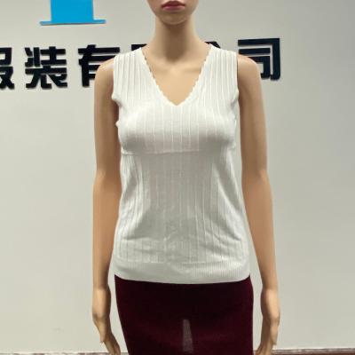 China Anti-wrinkle Design Professional Women's Knitwear Short Sweater Women's Pullover V-Neck Outer T-Shirt for sale