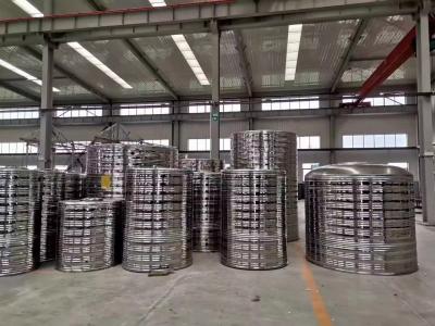 China Circular Stainless Steel 304 Insulated Water Storage Tank For Household Water Storage for sale