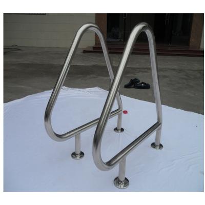 China Fashionable Wholesale 304/316 Stainless Steel Removable Swimming Pool Safety Railings for sale