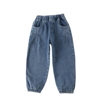 China Breathable children's jeans 2021 autumn middle-aged children's new boys' and girls' fashion jeans loose children's pants and older for sale