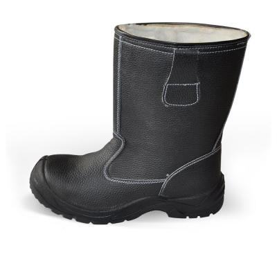 China Comfortable Safety Steel Toe Boots Winter Toe Work Boots For Men for sale