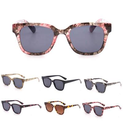 China 20 Years Experience Square Cheap Retro Classic Women's Sunglasses UV400 Female Party Decoration Sun Glasses Men Beach Travel Eyewear Factory Direct for sale