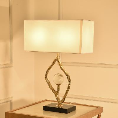 China 110/220V E26/E27 Modern Design New Antique Brass Marble Table Lamp Dining Bedroom Near Lighting Shiny Gold Finished for sale