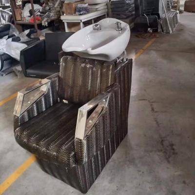 China Modern Retro Design Comfortable Shampoo Chair Hair And Beauty Salon Furniture Hair Washing Chairs for sale