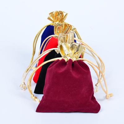 China Recyclable Wedding Candy Bags Jewelry Gift Pouches 7*9cm Velvet Drawstring Bags With Opening Soft Flannel Gold Pouch With Nylon String for sale