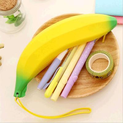 China Zipper Pouches Portable Novelty Silicone Banana Zipper Coin Pencil Pen Case Purse Pouch For Kids Children for sale