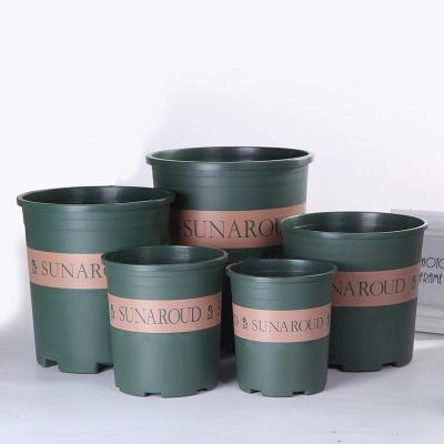 China Modern Plastic Flower Pot Garden Decoration Flower Planters Pots With Trays for sale