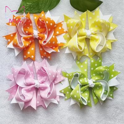 China Wholesale Fashionable Lovely Kids Hair Accessories Polka Dot Grosgrain Ribbon Boutique Hair 4.5 Inch Hanger With Clips for sale