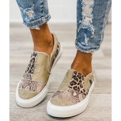 China Custom Fashion Trend Factory Price Fashion Leopard Prints Women's Shoe Sneaker for sale