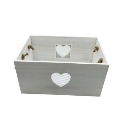 China Sustainable White Wooden Box Only With Gray String Handle Two Sides Mesh Heart for sale