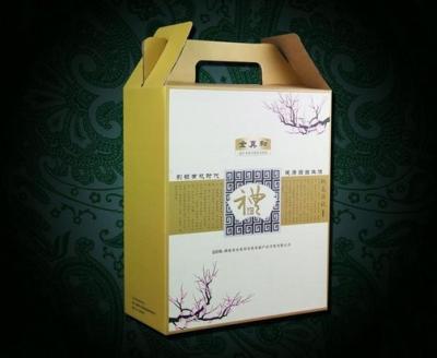 China Food and dried fruit packaging box with handle for sale